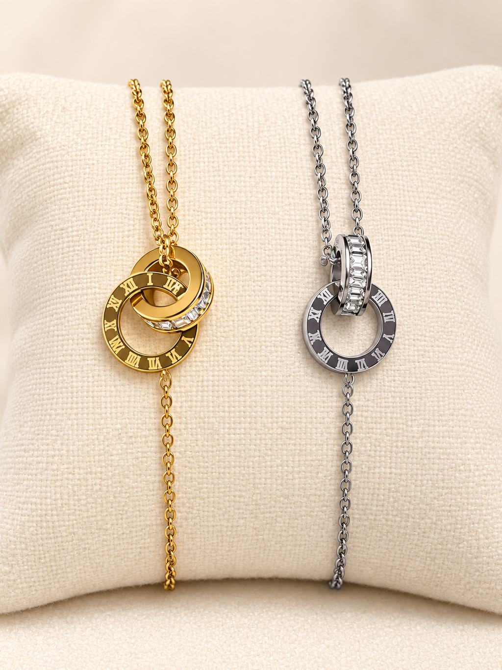 Bracelet Double Anneau Chiffres Romains & Strass – Doré ou Argenté
